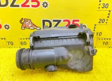 Корпус воздушного фильтра TOYOTA LAND CRUISER PRADO 2002/Цвет 1D4 1770062140 VZJ121W 5VZFE, передний