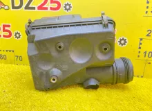 Корпус воздушного фильтра TOYOTA LAND CRUISER PRADO 2004/Цвет 1D4 1770062140 VZJ120W 5VZFE, передний