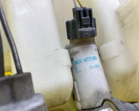 Бачок стеклоомывателя MITSUBISHI