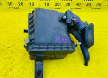 Корпус воздушного фильтра LEXUS CT200H 2011/Цвет 212 1770037290 ZWA10 2ZRFXE, передний