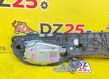 Доводчик двери TOYOTA VOXY 2014/Цвет 202 8500628171 ZWR80G 2ZRFXE, задний левый