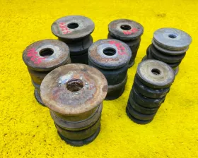Подушка кузова TOYOTA