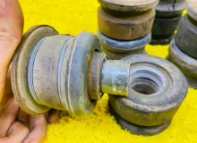 Подушка кузова TOYOTA LAND CRUISER PRADO 2002/Цвет 1D4 5220135100 VZJ121W 5VZFE