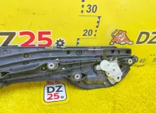 Доводчик двери TOYOTA VOXY 2014/Цвет 221 8500628171 ZWR80G 2ZRFXE, задний левый