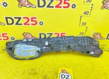 Доводчик двери TOYOTA NOAH 2014/Цвет 070 8500628171 ZWR80G 2ZRFXE, задний левый