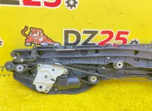 Доводчик двери TOYOTA NOAH 2014/Цвет 070 8500528071 ZWR80G 2ZRFXE, задний правый