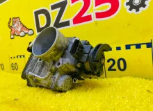 Заслонка дроссельная TOYOTA LAND CRUISER PRADO 2004/Цвет 070 2203062020 VZJ120W 5VZFE