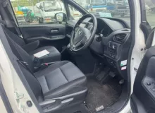Подлокотник TOYOTA NOAH 2014/Цвет 070 7288028J40C1 ZRR85W 3ZRFAE, передний левый