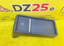 Бардачок между сиденьями TOYOTA VOXY 2014/Цвет 070 861C028010 ZWR80G 2ZRFXE, передний