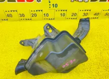 Корпус воздушного фильтра TOYOTA VOXY 2014/Цвет 070 1775037080 ZWR80G 2ZRFXE, передний