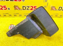 Брызговик TOYOTA LAND CRUISER 2001/Цвет 057 7662660150 UZJ100W 2UZFE, задний левый