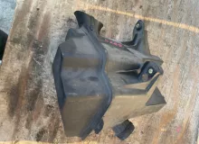 Корпус воздушного фильтра TOYOTA VOXY 2014/Цвет 221 1775037080 ZWR80G 2ZRFXE, передний