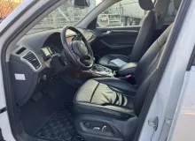 Корпус воздушного фильтра AUDI Q5 2012 8R0133835 8RB CHJA, передний