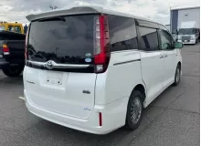 Подлокотник TOYOTA ESQUIRE 2014/Цвет 070 7288028J40C1 ZWR80G 2ZRFXE, передний левый Подлокотник TOYOTA ESQUIRE 2014/Цвет 070 7288028J40C1 ZWR80G 2ZRFXE, передний левый