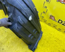 Подкрылок MITSUBISHI