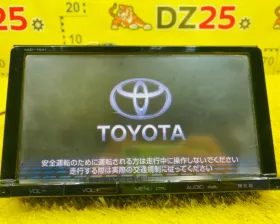 Магнитофон TOYOTA