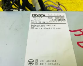 Магнитофон TOYOTA