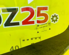 Лобовое стекло NISSAN