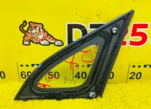 Стекло форточка NISSAN NV200 2012/Цвет K23 76820JX01A M20 HR16DE, переднее правое