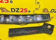 Молдинг лобового стекла HUMMER H3 2006 15827918 L52, передний