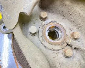 Ступица MITSUBISHI