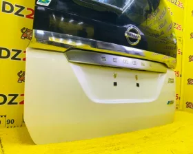 Дверь 5я NISSAN