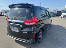 Дверь 5я HONDA FREED+/FREED 2017/Цвет NH812P 68100TREJ10ZZ GB7 LEB, задняя