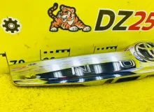 Накладка на дверь багажника TOYOTA NOAH 2014/Цвет 202 7680128480 ZRR85W 3ZRFAE, задняя