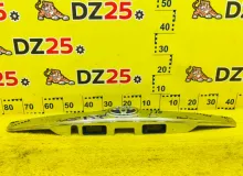Накладка на дверь багажника TOYOTA NOAH 2014/Цвет 202 7680128480 ZRR85W 3ZRFAE, задняя