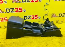 Бардачок между сиденьями SUZUKI ESCUDO 2006/Цвет ZCW 7591064J00 TA74W M16A, передний