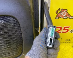 Дверь боковая NISSAN