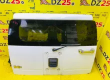 Дверь 5я HUMMER H3 2006 25883847 L52, задняя
