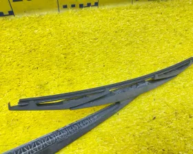 Дворник 5-й двери Nissan
