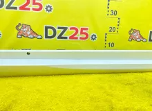 Накладка на порог TOYOTA PRIUS 2016/Цвет 070 7585047030 ZVW55 2ZRFXE, передняя правая
