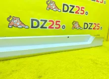 Накладка на порог TOYOTA PRIUS 2016/Цвет 070 7585047030 ZVW55 2ZRFXE, передняя правая