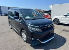 Накладка на дверь TOYOTA VOXY 2014/Цвет 221 7690428140 ZWR80G 2ZRFXE