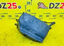 Блок предохранителей Land Rover RANGE ROVER EVOQUE 2012/Цвет 861 LR033045 L538 204PT/PT204, передний