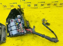 Блок предохранителей Land Rover RANGE ROVER EVOQUE 2012/Цвет 861 LR033045 L538 204PT/PT204, передний