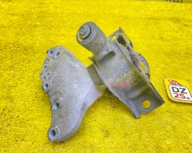 Подушка двигателя NISSAN