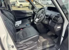 Коллектор впускной NISSAN SERENA 2016/Цвет QAB 140015TA0A GFNC27 MR20DD, передний