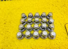 Гайка на колесо TOYOTA ISIS 2008/Цвет 070 9094201021 ZNM10G/ZNM10W/ZGM10G/ZGM10W/ZGM11G/ZGM11W/ZGM15G/ZGM15W/ANM10G/ANM10W/ANM15G/ANM15W 1ZZFE