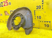 Кожух тормозного диска TOYOTA LAND CRUISER 1993/ Цвет 26P 4778160100 FZJ80G 1FZFE, передний правый