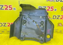Пластиковая крышка на двс Land Rover RANGE ROVER 2006/Цвет 798 LBH500092 L322 448PN, передняя