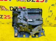 Бардачок AUDI Q5 2012 8R1857104 8RB CHJA, передний