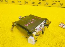 Блок предохранителей TOYOTA TUNDRA 2008/Цвет 040 827300C110 USK56L/USK56/USK51L/USK50L/USK52L/USK55L/USK57L/GSK50/GSK51/GSK52/UCK50/UCK51/UCK52/UCK55/UCK57UCK56/UPK50/UPK51/UPK52/UPK55/UPK56/UPK57 3URFE, передний