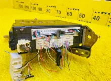 Блок предохранителей TOYOTA TUNDRA 2008/Цвет 040 827300C110 USK56L/USK56/USK51L/USK50L/USK52L/USK55L/USK57L/GSK50/GSK51/GSK52/UCK50/UCK51/UCK52/UCK55/UCK57UCK56/UPK50/UPK51/UPK52/UPK55/UPK56/UPK57 3URFE, передний