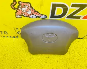 Подушка безопасности водителя Toyota
