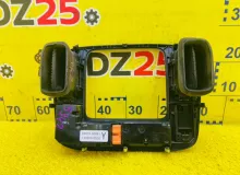 Консоль магнитофона TOYOTA LAND CRUISER 2000/Цвет 057 8401360020 HDJ101K 1HDFTE, передний