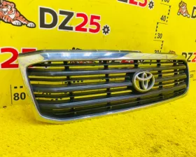 Решетка радиатора Toyota
