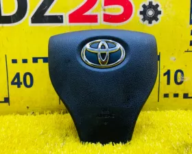 Подушка безопасности водителя Toyota